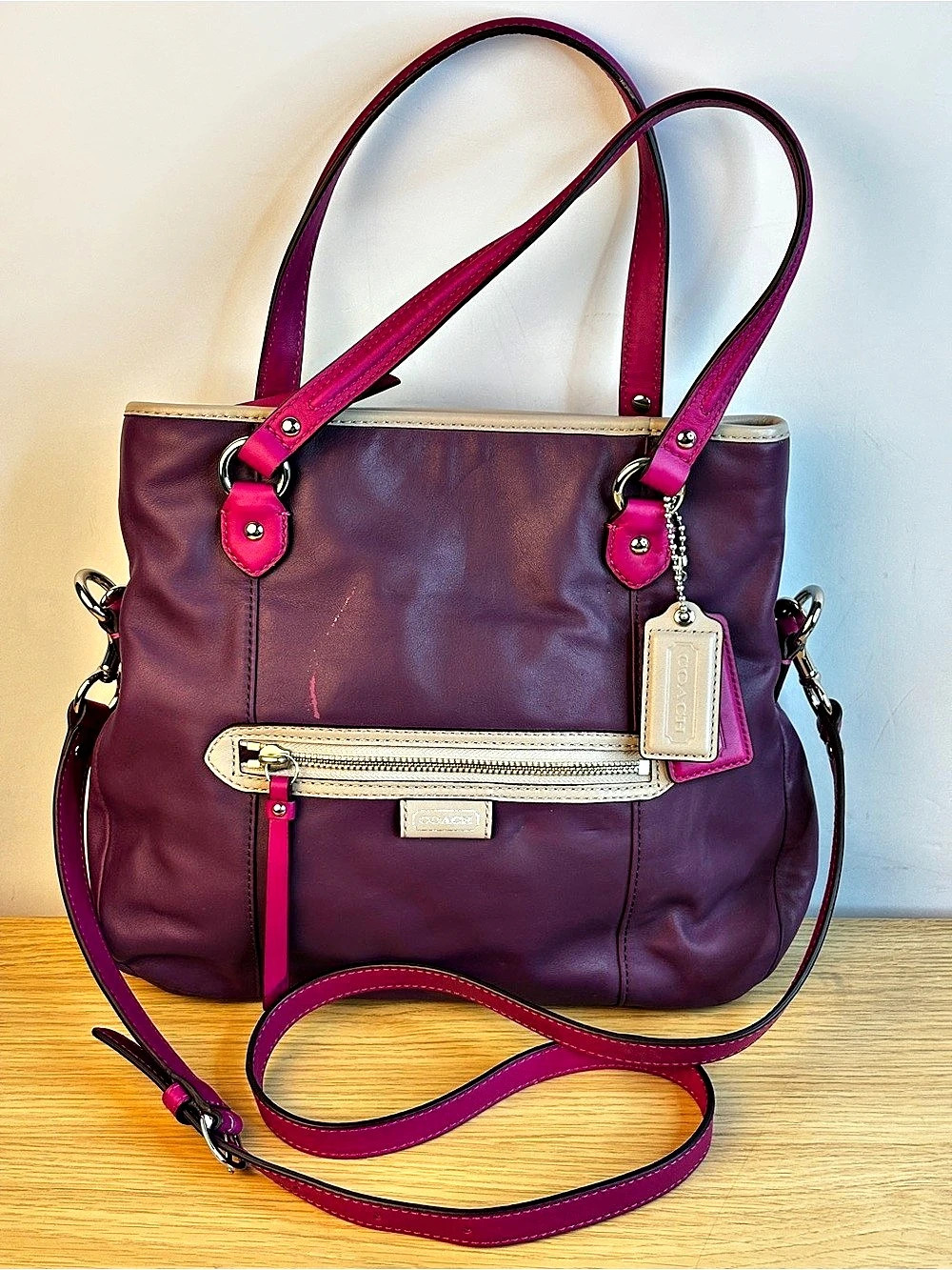 Coach Daisy Spectator Mia Shoulder Bag Purple & Pink Style F23911